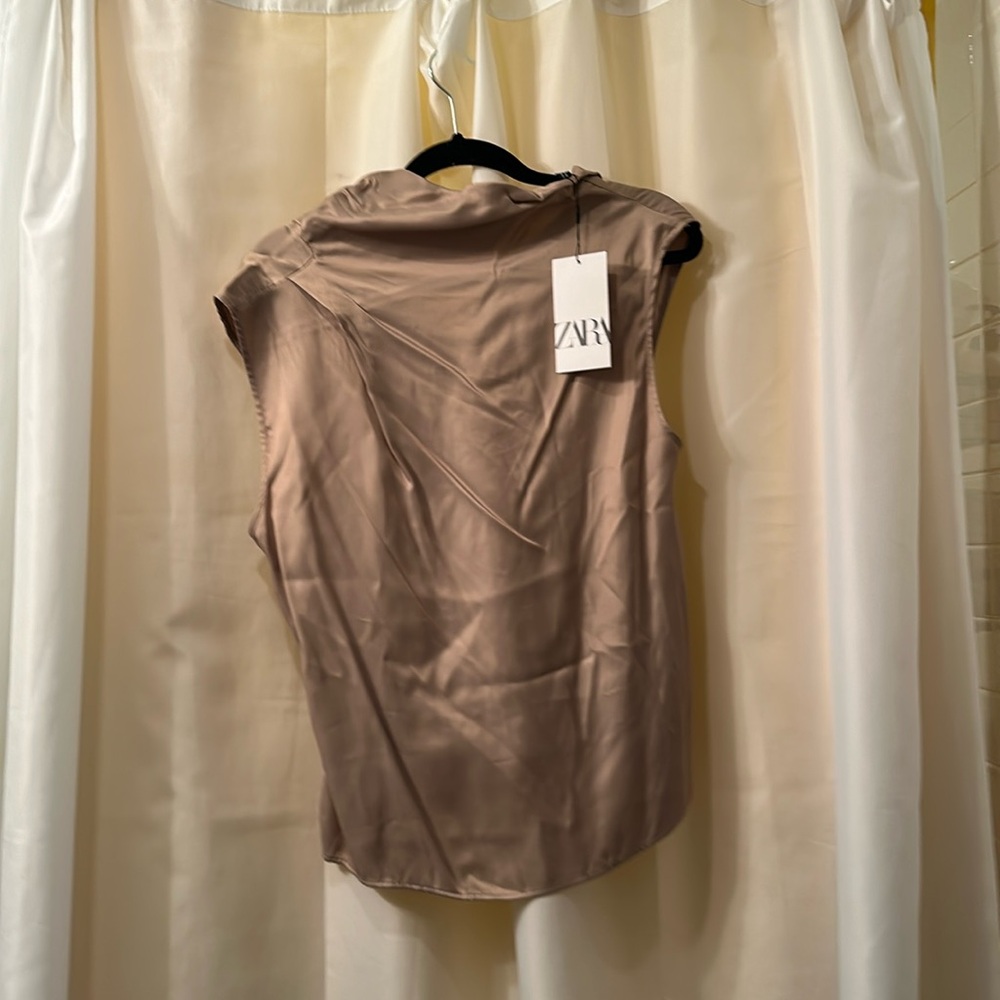 Zara NWT champagne/gold top
